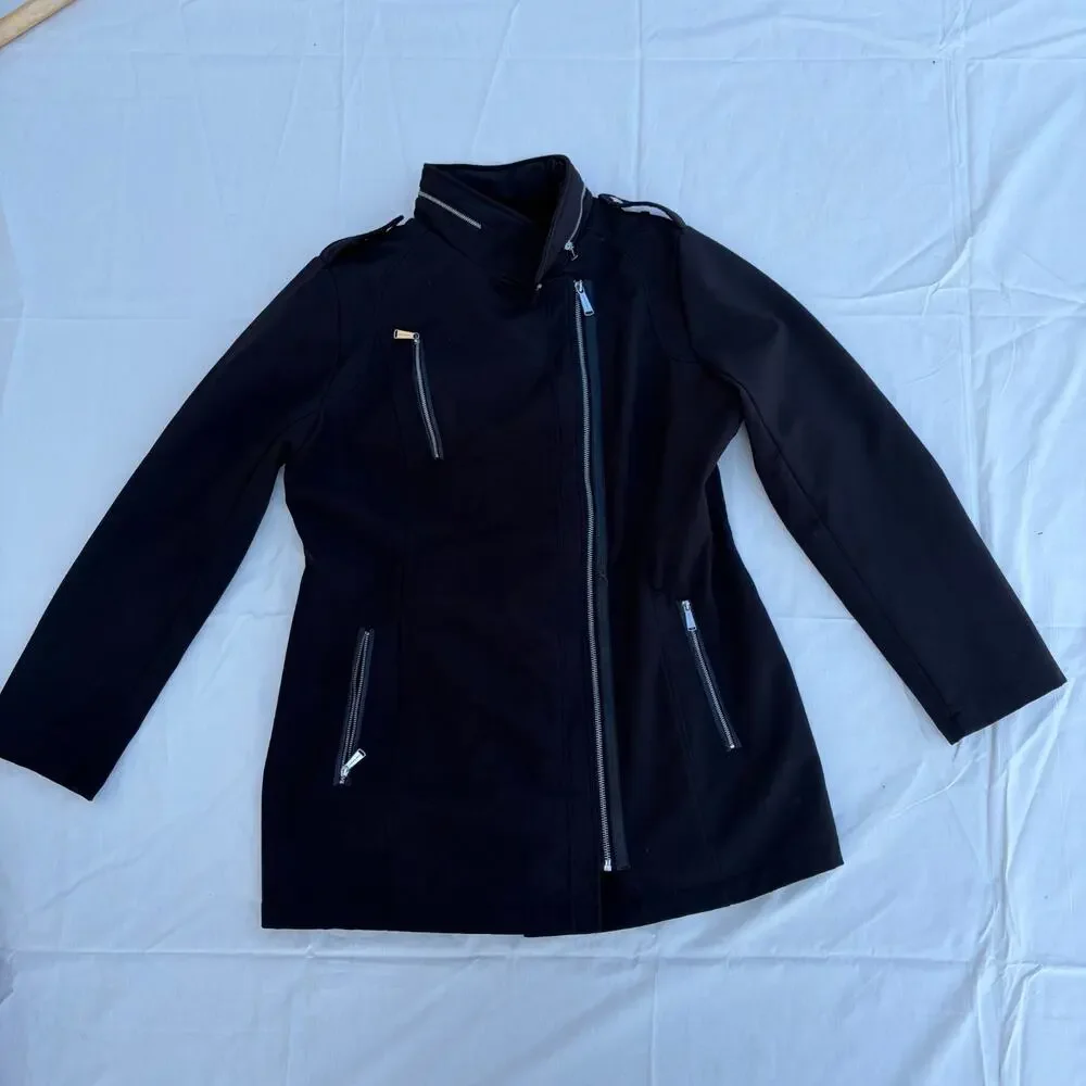 Michael Kors Black Soft-Shell Rain Jacket – Stylish Moto-Inspired Utility Coat